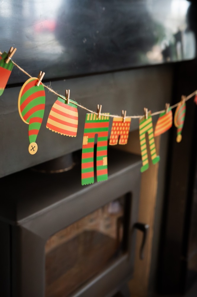 Christmas Decoration Elf Washing Line