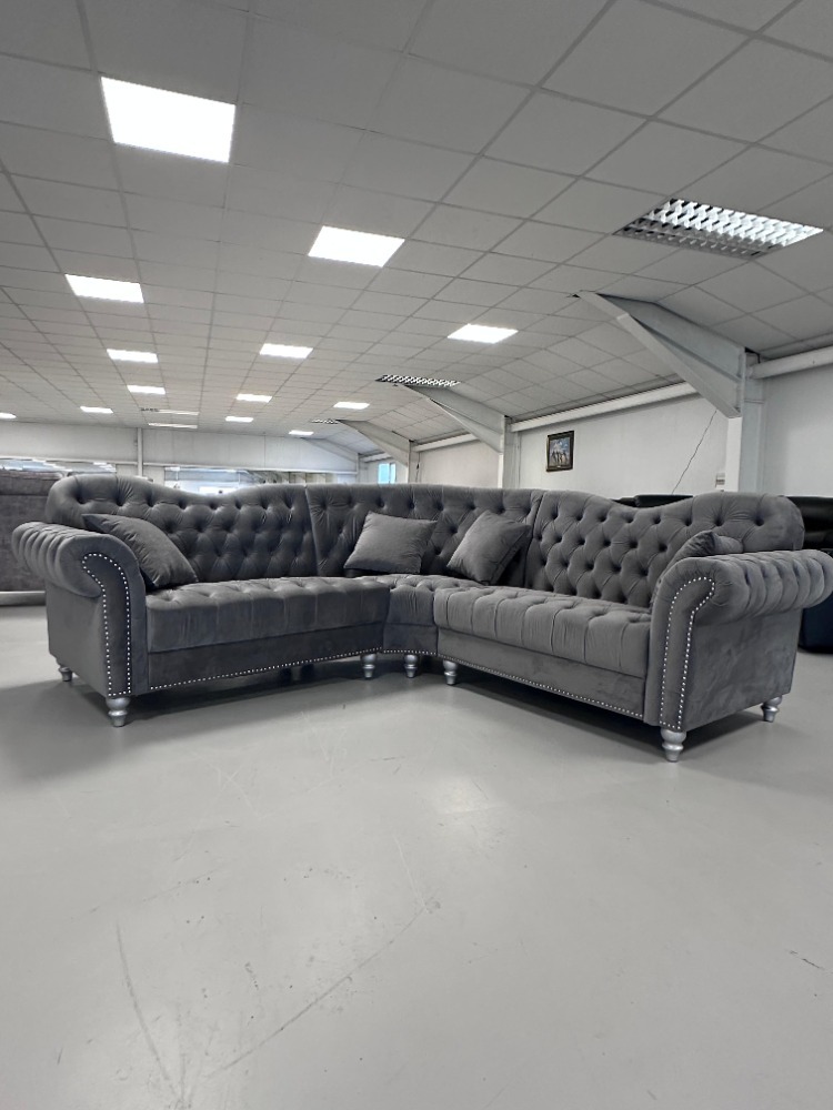 2C2 | Elegance Chesterfield Corner Sofa | Grey | Plush Velvet