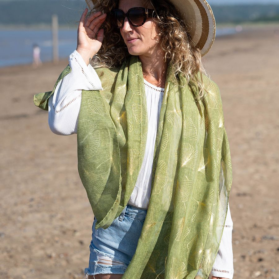 scarf