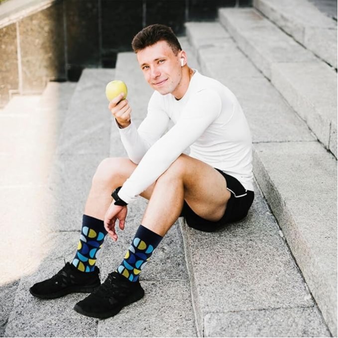 7 Pairs Men’s Colorful Dress Socks, Combed Cotton Crew Novelty Funky Socks, Breathable Casual Gift Set, Size 6-11