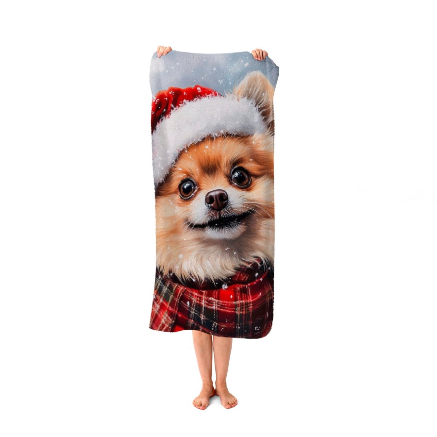 Snowy Christmas Pomeranian Beach Towel