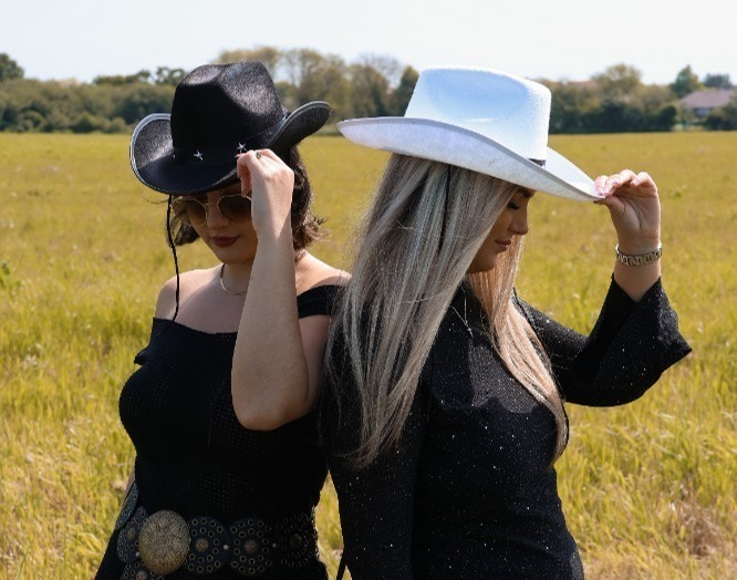 Western Cowboy Accessory Set - White Star Studded Hat & American Flag