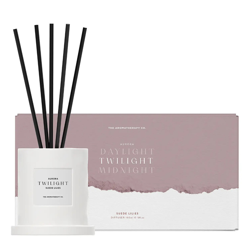 the-aromatherapy-co-fragranced-reed-diffuser-twilight-suede-lilies-scented-gift-home-fragrance-candles.jpg