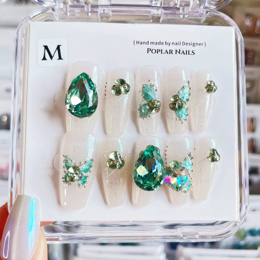 B065 Luxurious Emerald Colorful Green Butterfly Handcrafted High-End Press on Nails