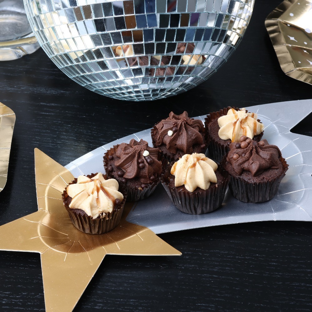 New Years Partyware Set | 36 Pcs | Plates, Platters, Napkins, Balloons & Banner