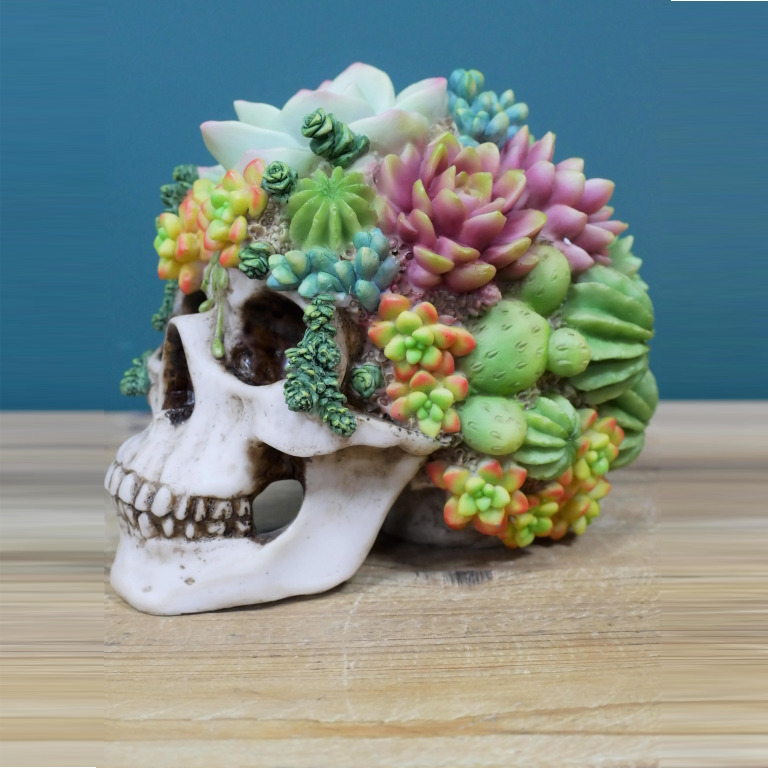 Succulent Gothic Resin Skull Ornament Cazaar