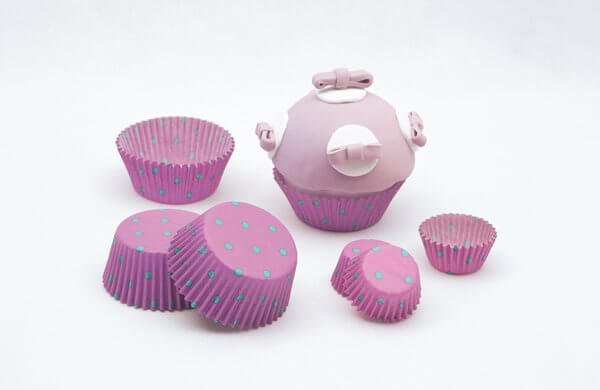 Cup Cake Cases Dots Small 3 x 2cm 100's