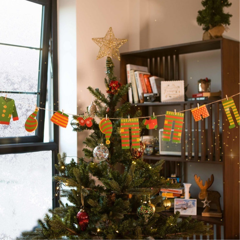 Christmas Partyware Bundle | 64 Pcs | Bunting, Plates, Napkins, Crackers, Platers & Cups