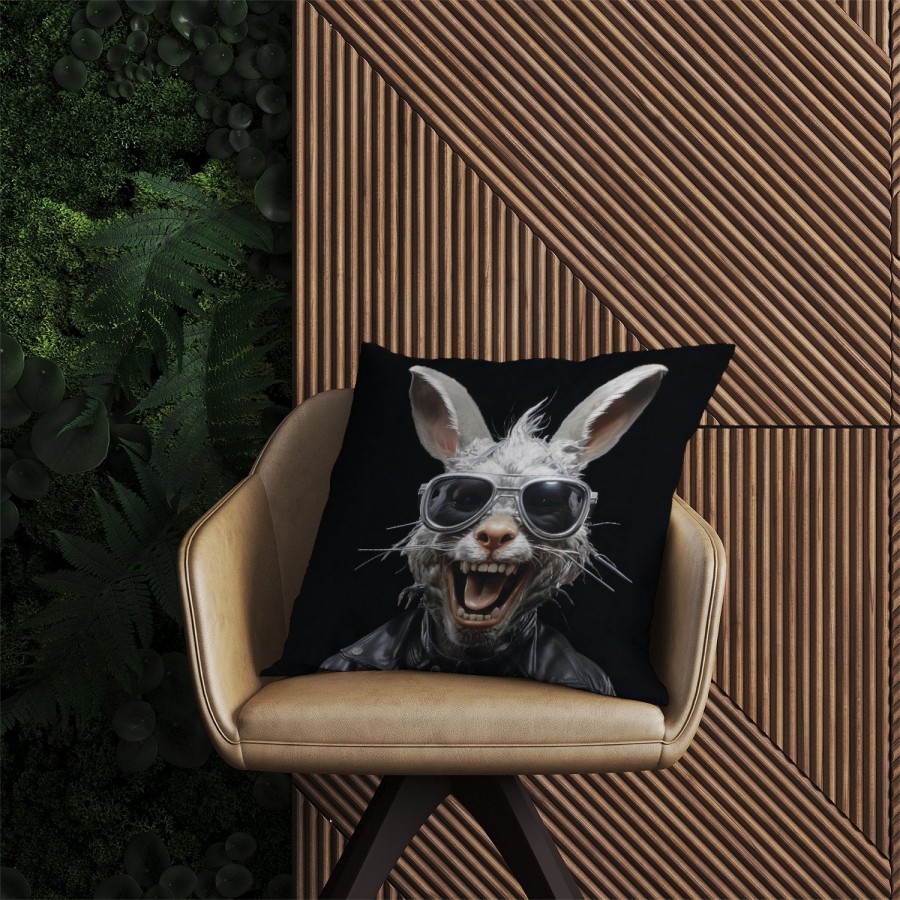 60cm x 60cm