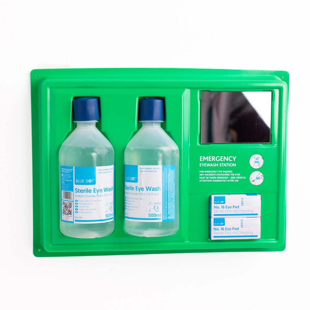 Eye Wash Station Medical Equipment Emergency Dressings & 2x 500ml Bottles With Mirror First Aid