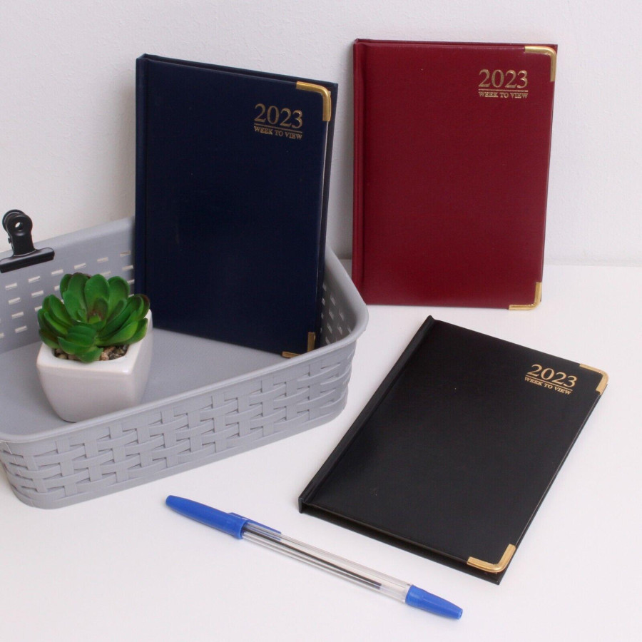 MantraRaj 2023 A5 Diary Week To View 80GSM Paper Gilt Edges Metal Corners Gold Edge Perfect For Daily Life Organizing Appointments Year Planner for Business, Office, Home, Traveling (Red)