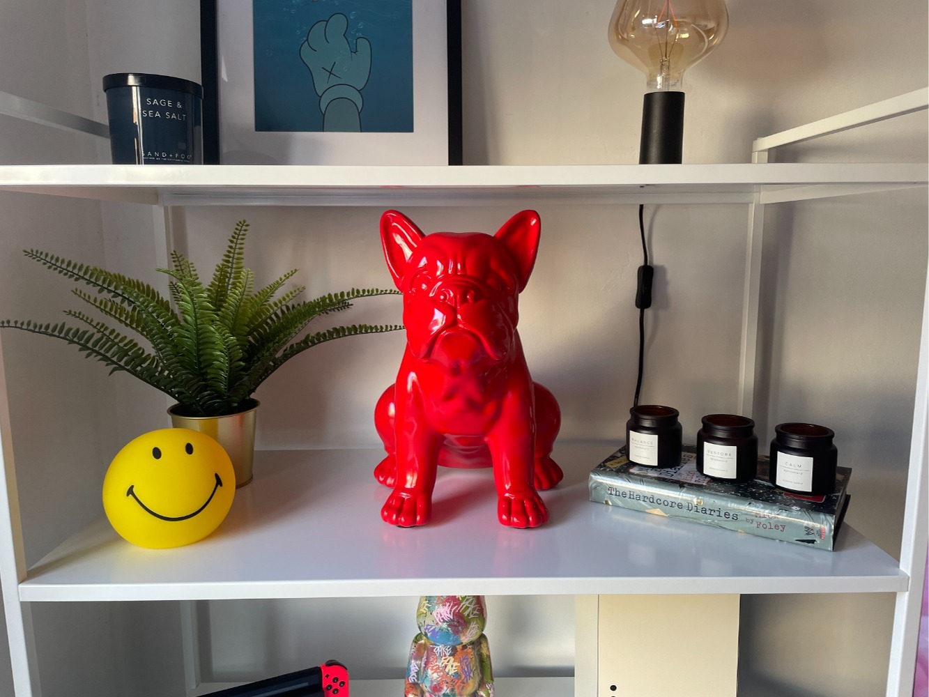 Red Graffiti Handpainted Custom Painted British Bulldog Dog Sculpture Ornament Large Art Piece Dog Statue Indoor Garden Resin